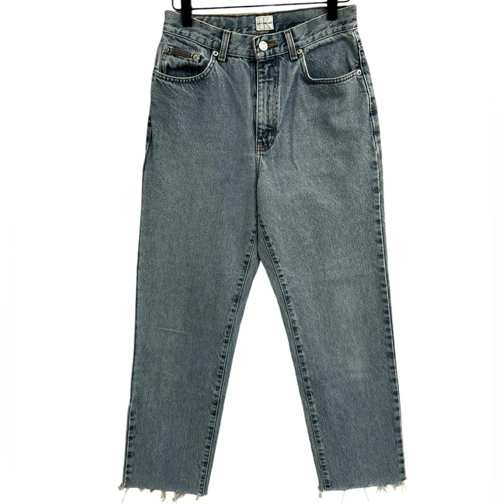 Women’s Vintage‎ Calvin Klein High Rise Light Double Stone Easy Fit Jean. Size 6